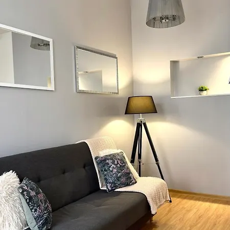 Beautiful In The Center - Spacious And Cosy Апартаменты *
